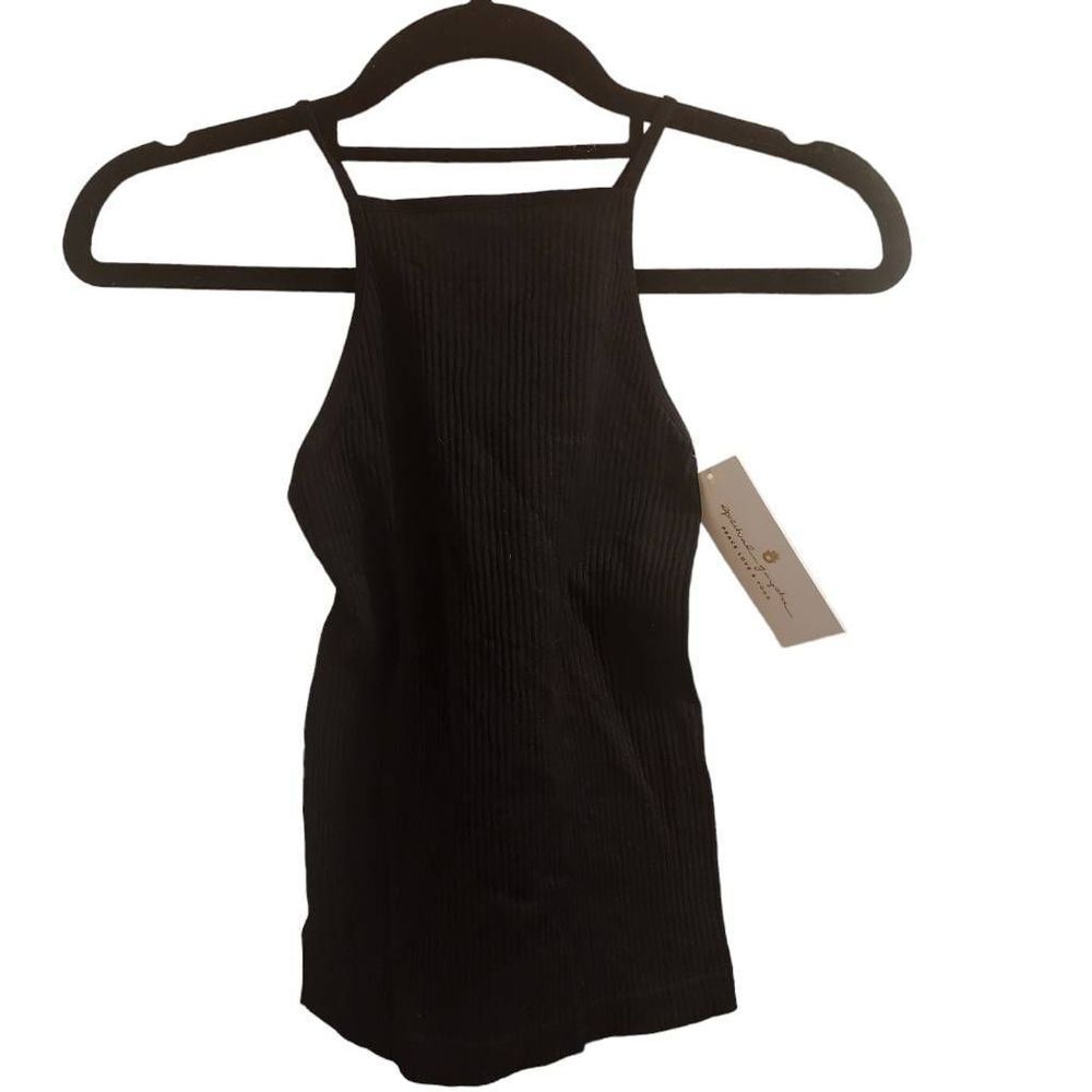 Spiritual Gangster NWT Black Halter Seamless Criss Cross Back XS/S Top